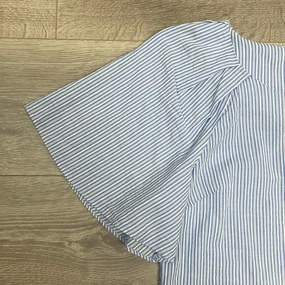 Ivanka Trump Blue and White Striped Short Flutter Sleeve Blouse Lace S - Picture 4 of 15